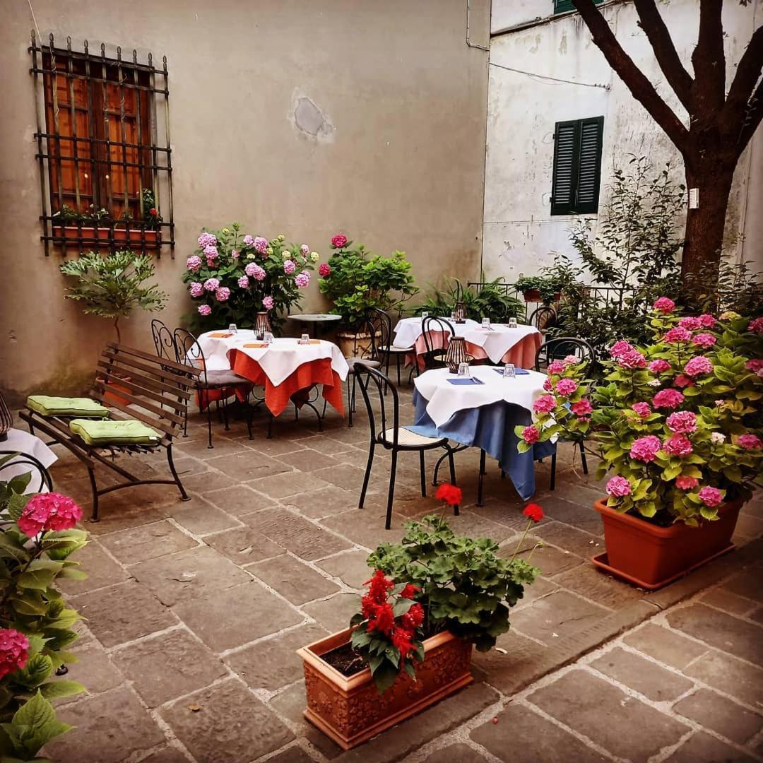 مبيت وإفطار مونت كارلو Antica Casa Dei Rassicurati المظهر الخارجي الصورة