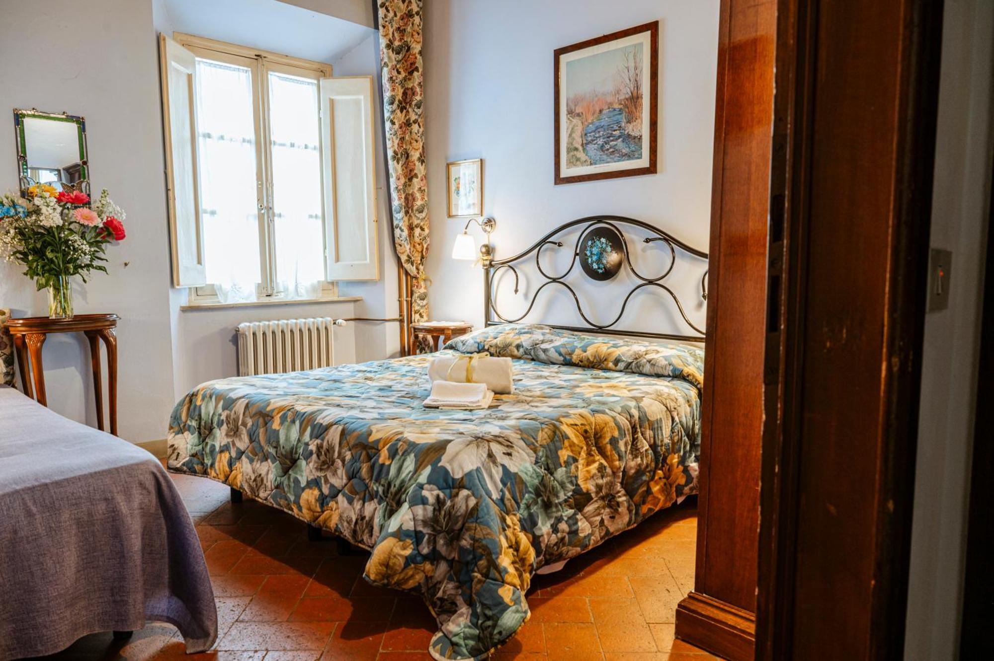 مبيت وإفطار مونت كارلو Antica Casa Dei Rassicurati المظهر الخارجي الصورة