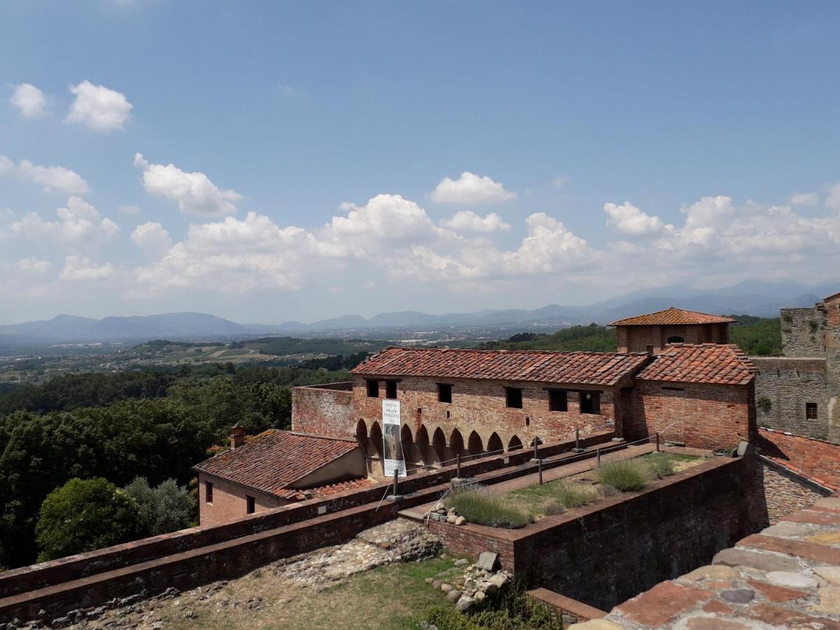 مبيت وإفطار مونت كارلو Antica Casa Dei Rassicurati المظهر الخارجي الصورة