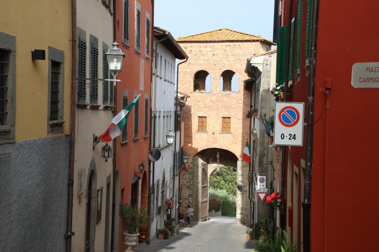 مبيت وإفطار مونت كارلو Antica Casa Dei Rassicurati المظهر الخارجي الصورة